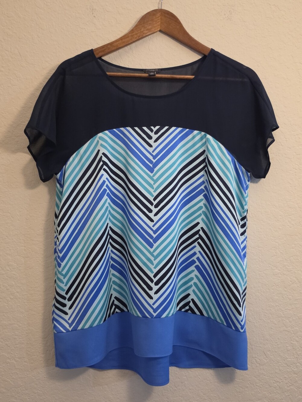 Ann Taylor Mixed Media Blouse Womens Small Blue Green Black Chevron Sheer Panel